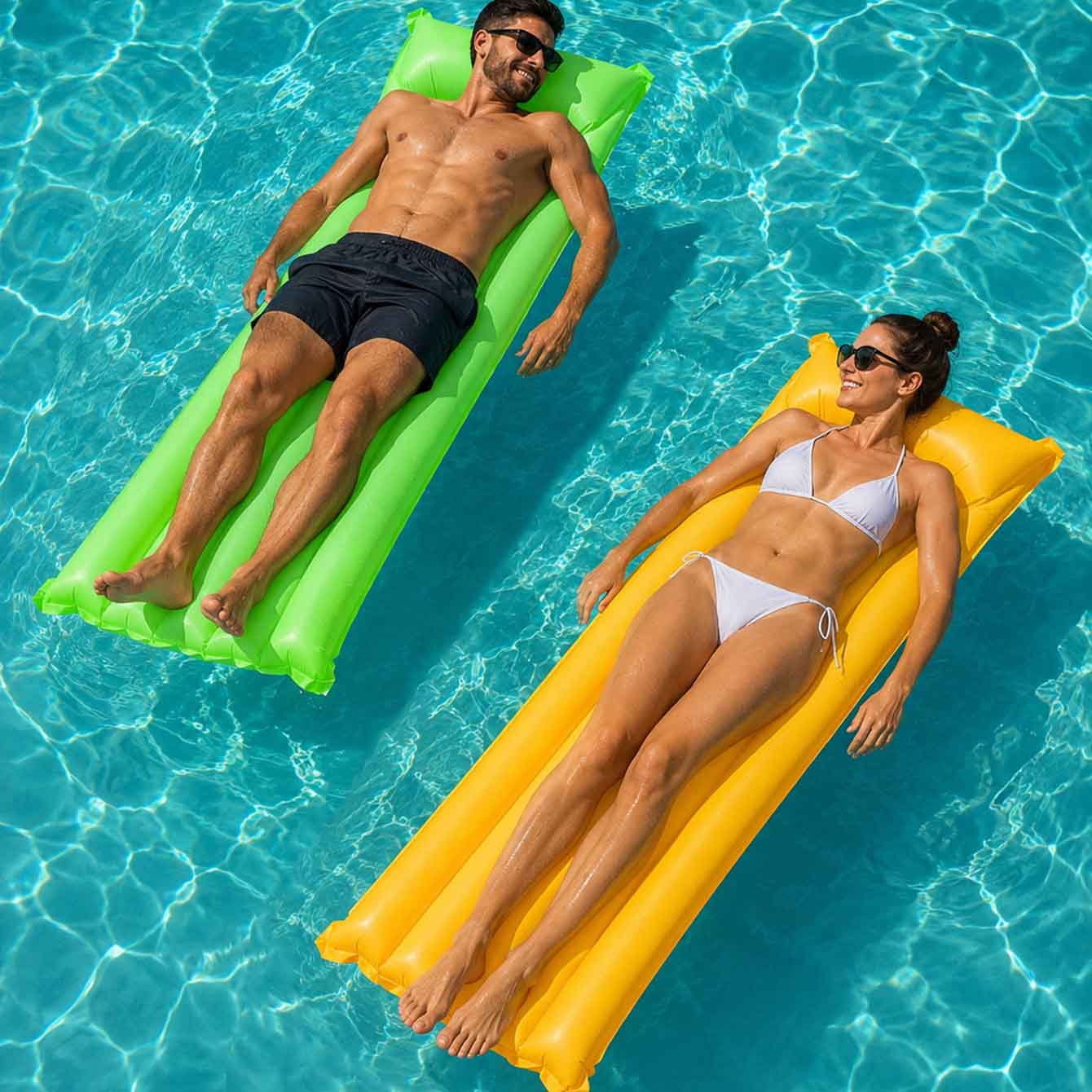 Pool Float Ring Inflatable - 1 Stück aufblasbare Schwimmliege, Schwimmring, Wasserliege,